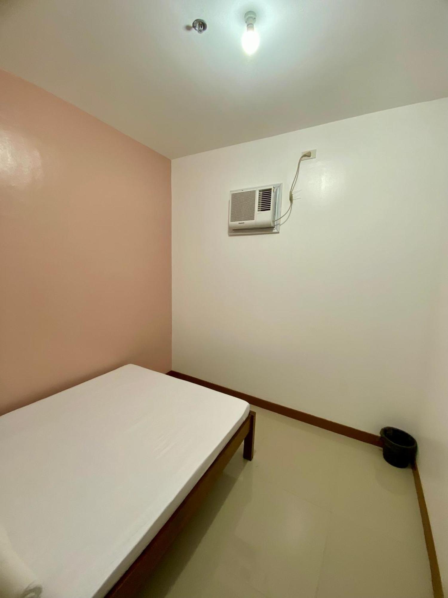 Mybed Dormitory Cebu Екстериор снимка